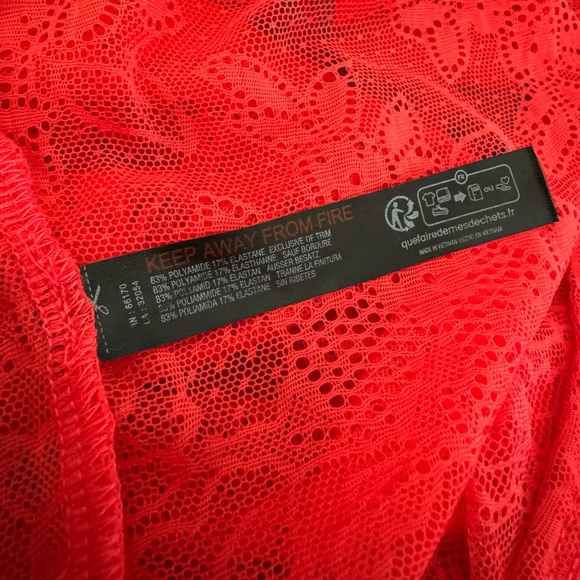 Anthropologie Harlowe Red Lace Bodysuit Deep Vee Thong Long Sleeve XL - Picture 7 of 7